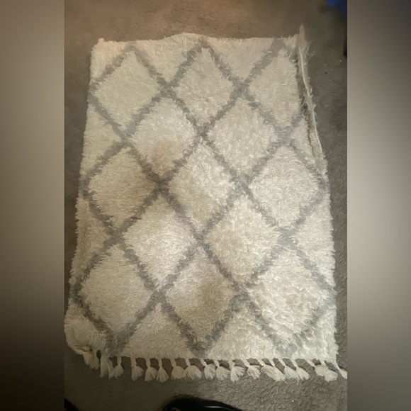 Room Rug - Picture 2 of 2